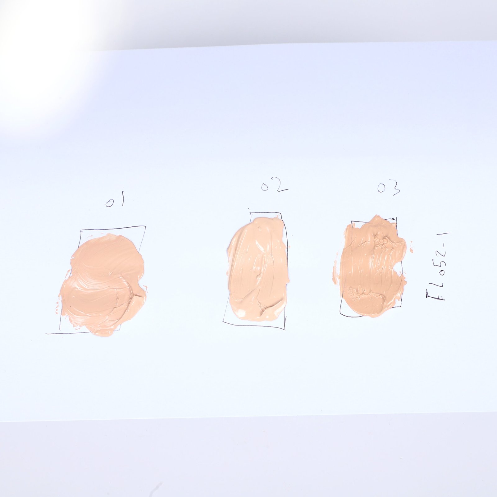 كريم أساس من بيبي روز - الصورة 3